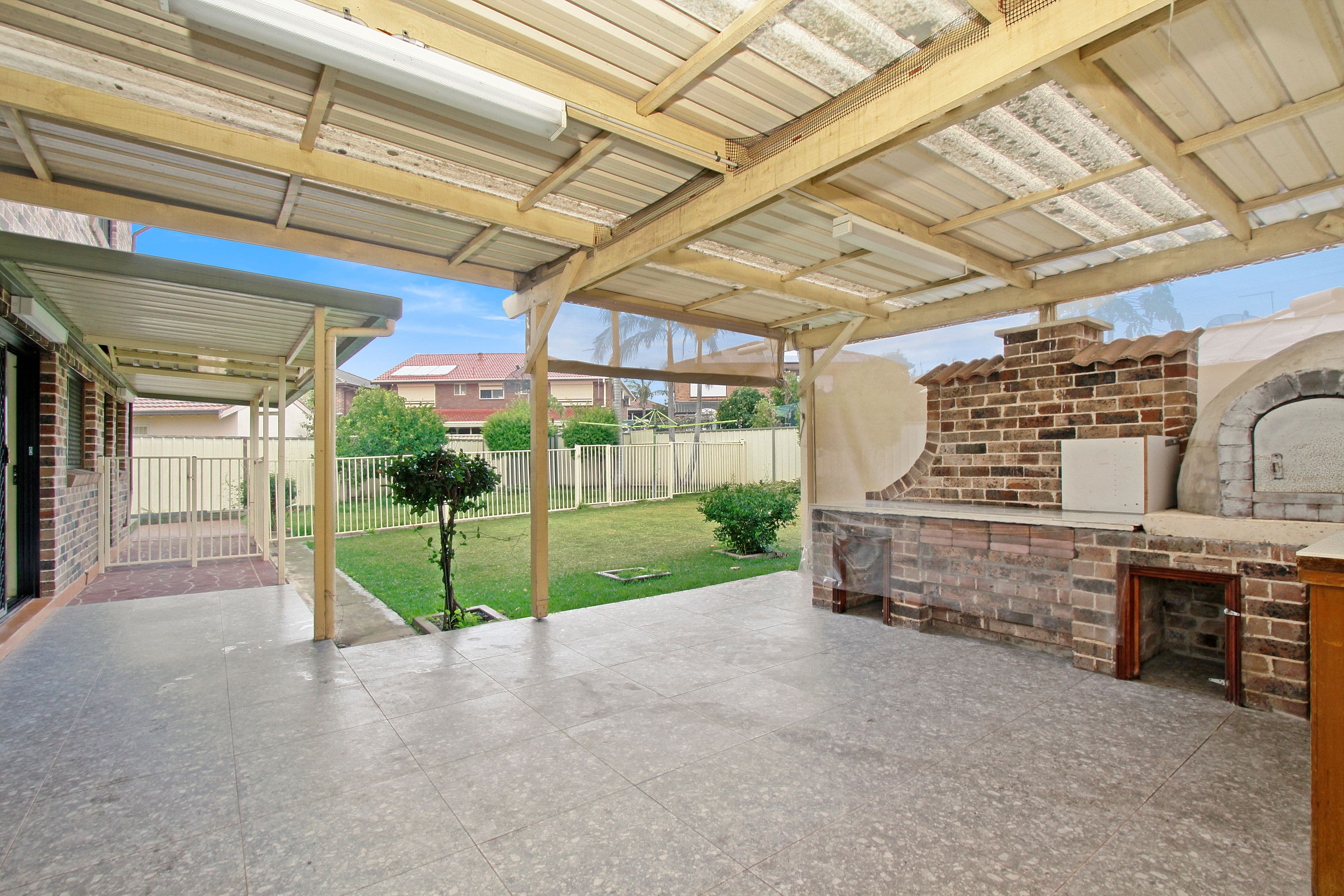 11 Fitzroy Close, St Johns Park - Thumbnail 6