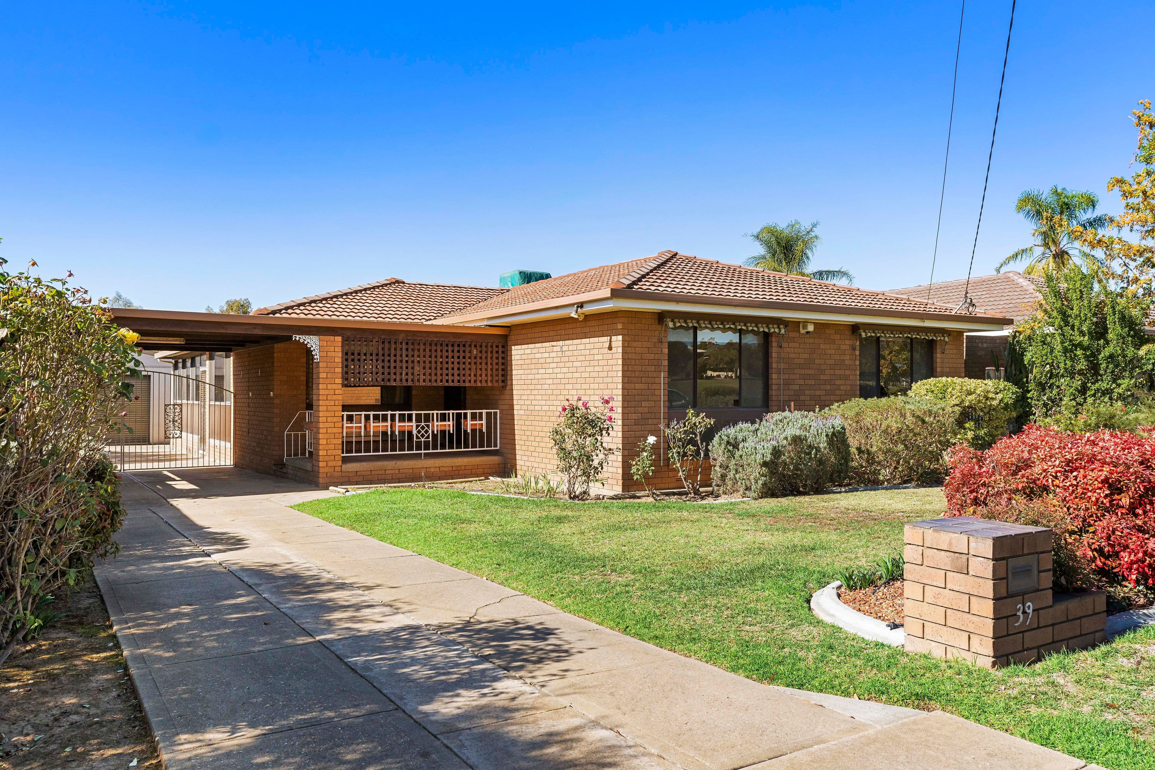 39 Montgomery Street, Ashmont NSW 2650, Ashmont - Image 1