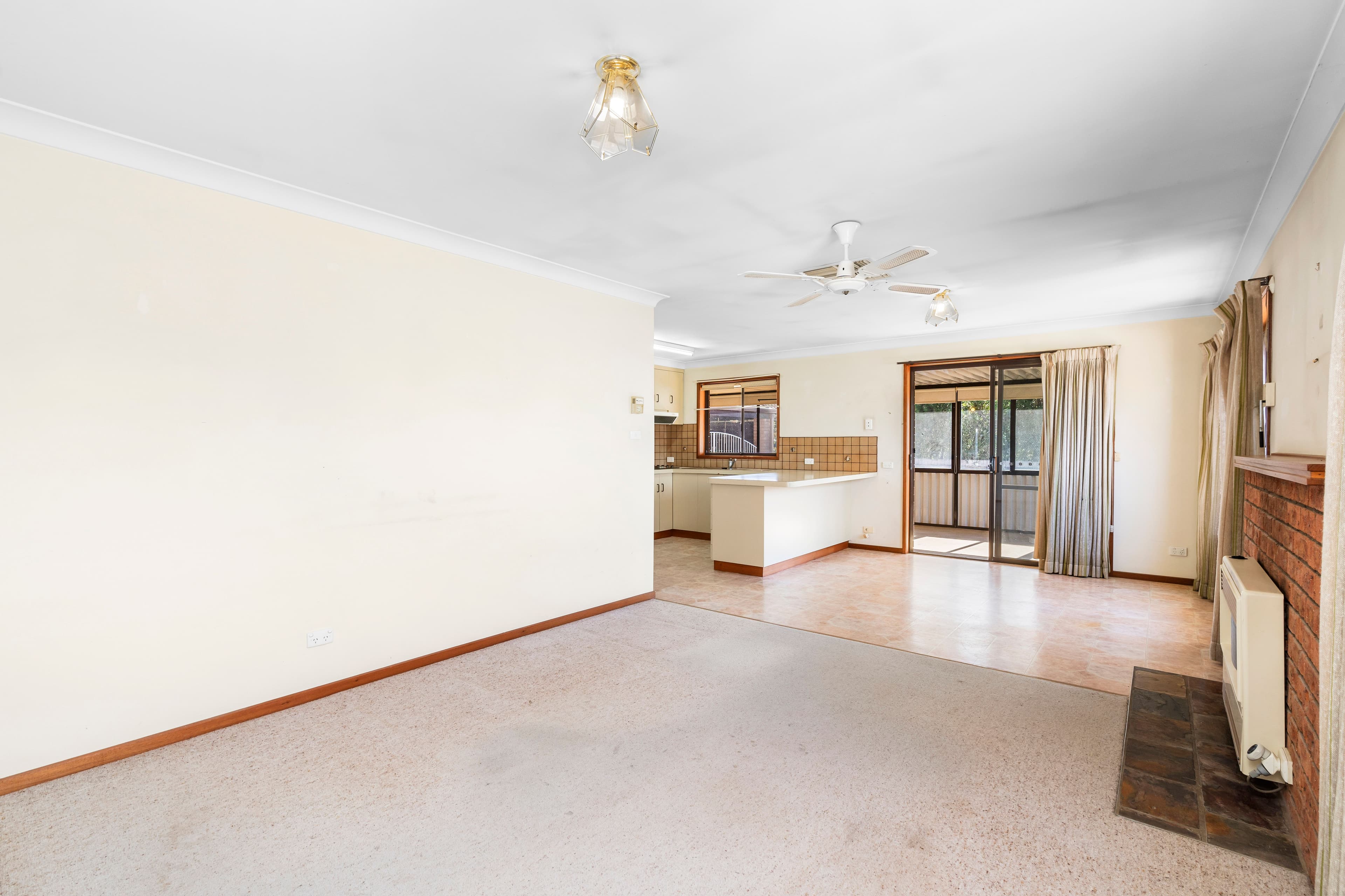 39 Montgomery Street, Ashmont NSW 2650, Ashmont - Thumbnail 2
