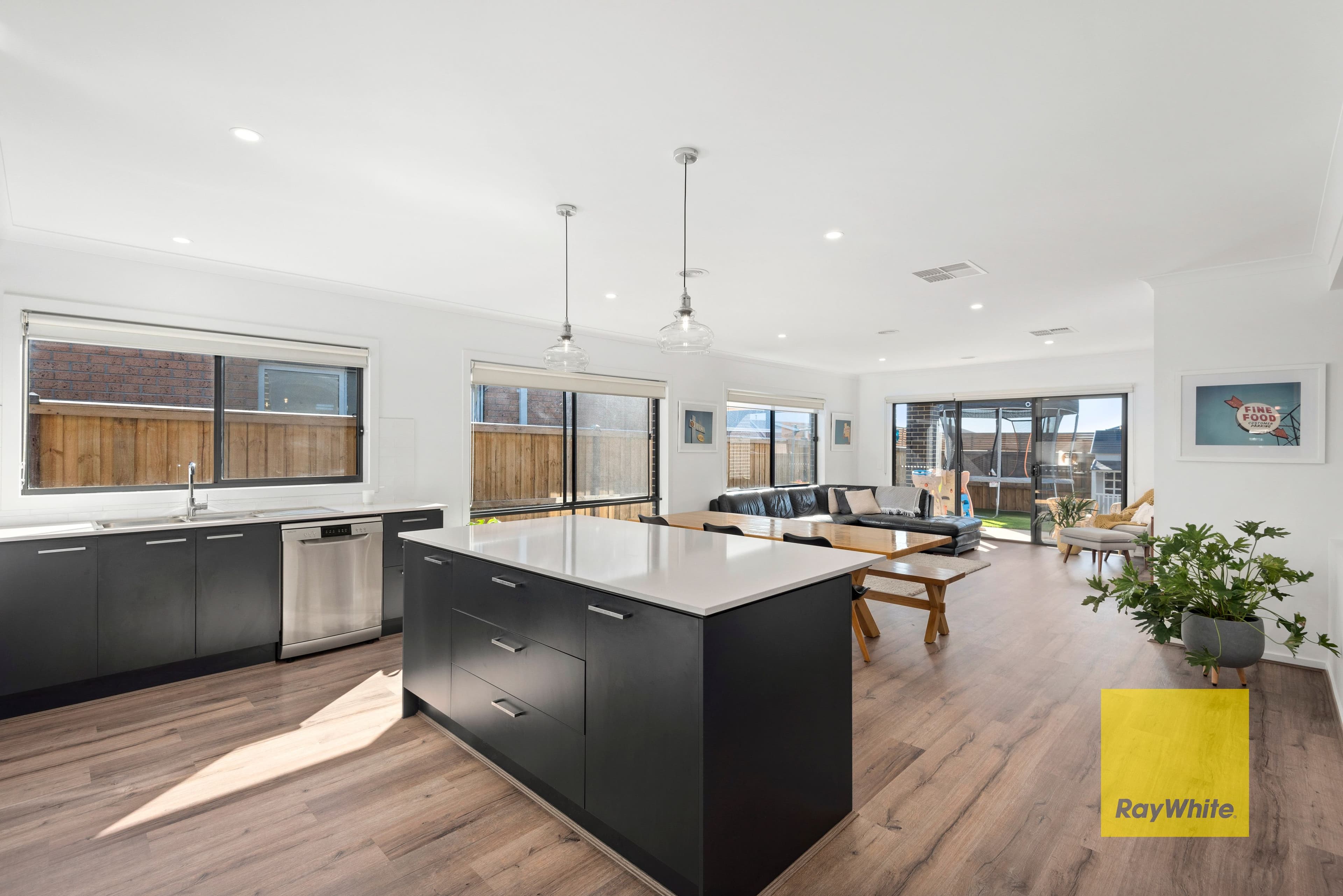 20 Thrive Avenue, MOUNT DUNEED VIC 3217, Mount Duneed - Thumbnail 3