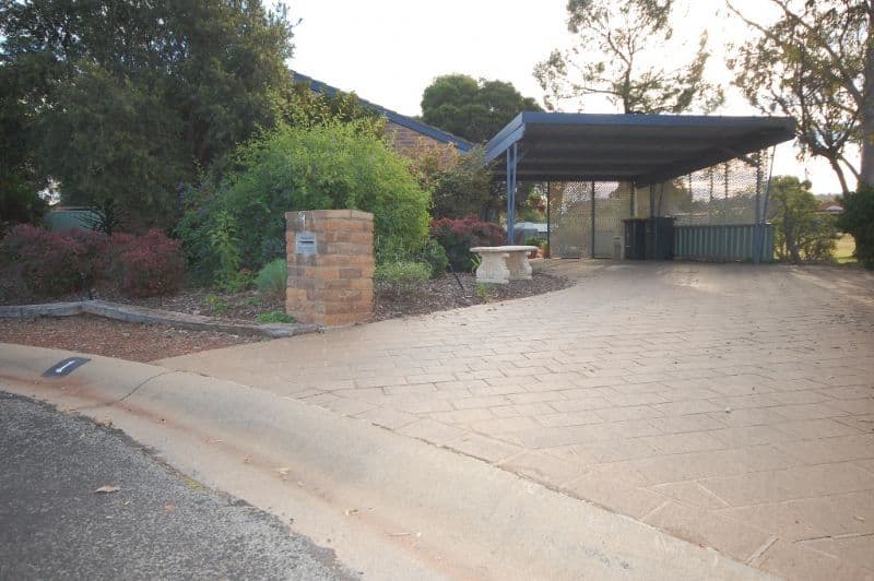 1 Riddle Court, GRIFFITH NSW 2680, Griffith - Image 1