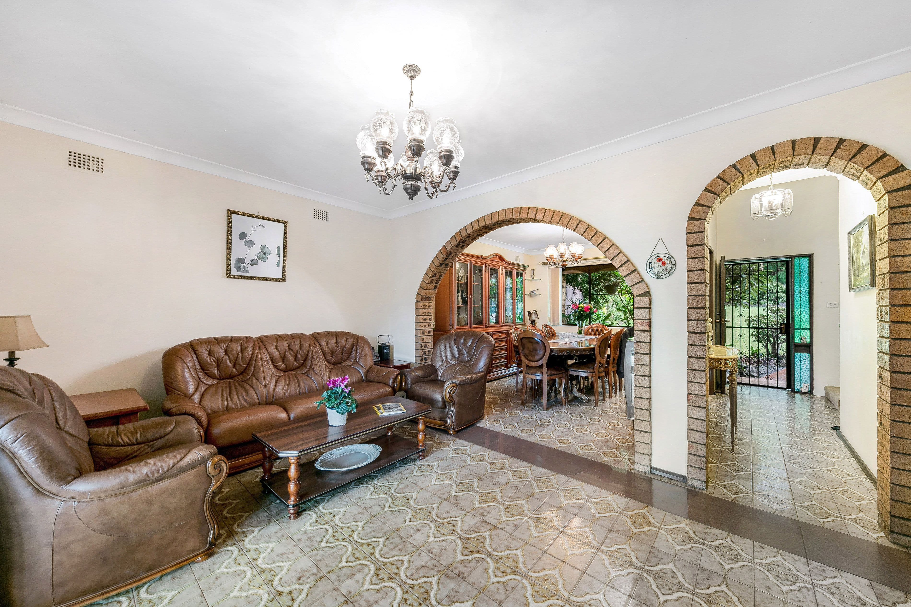 135 Bellevue Avenue, Georges Hall NSW 2198, Georges Hall - Thumbnail 2