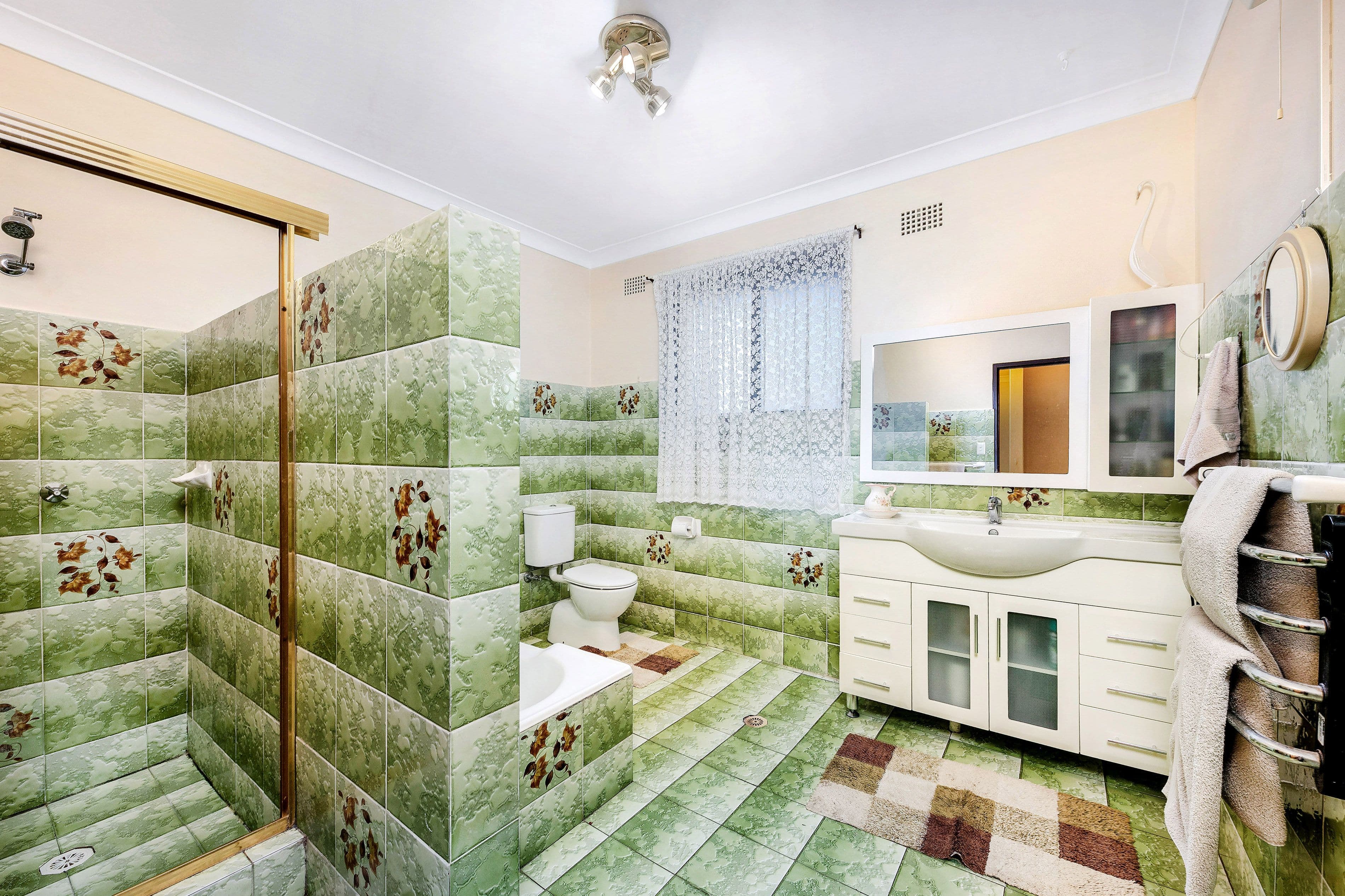135 Bellevue Avenue, Georges Hall NSW 2198, Georges Hall - Thumbnail 8