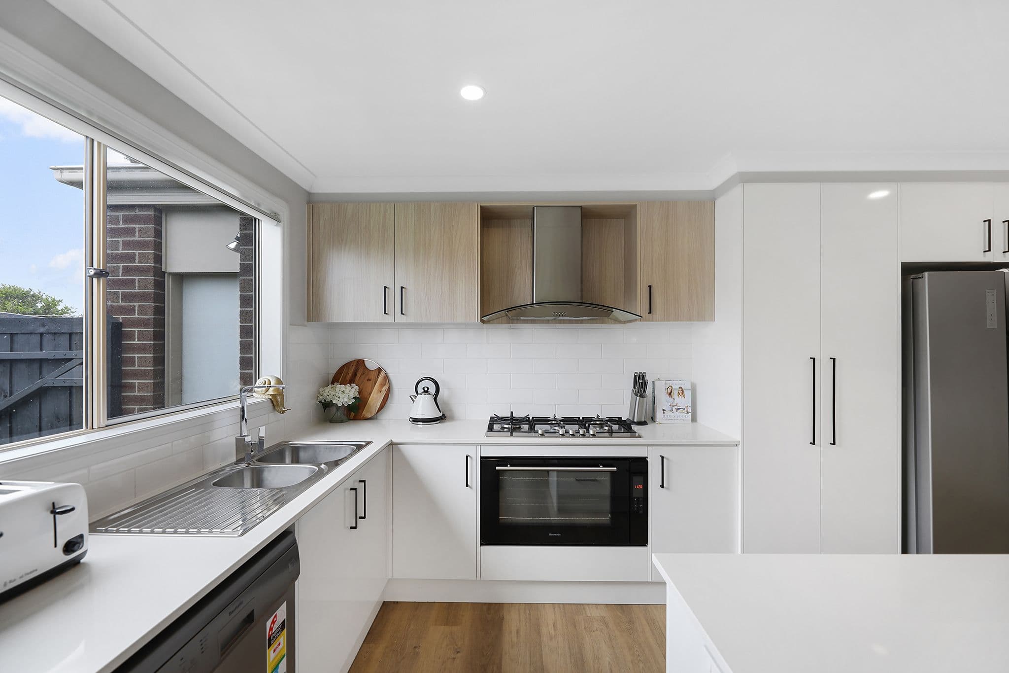 74 Lampard Road, Drouin VIC 3818, Drouin - Thumbnail 2