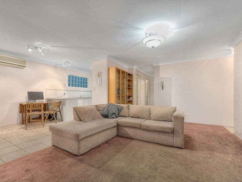 73 Pembroke Road, COORPAROO QLD 4151, Coorparoo - Thumbnail 3