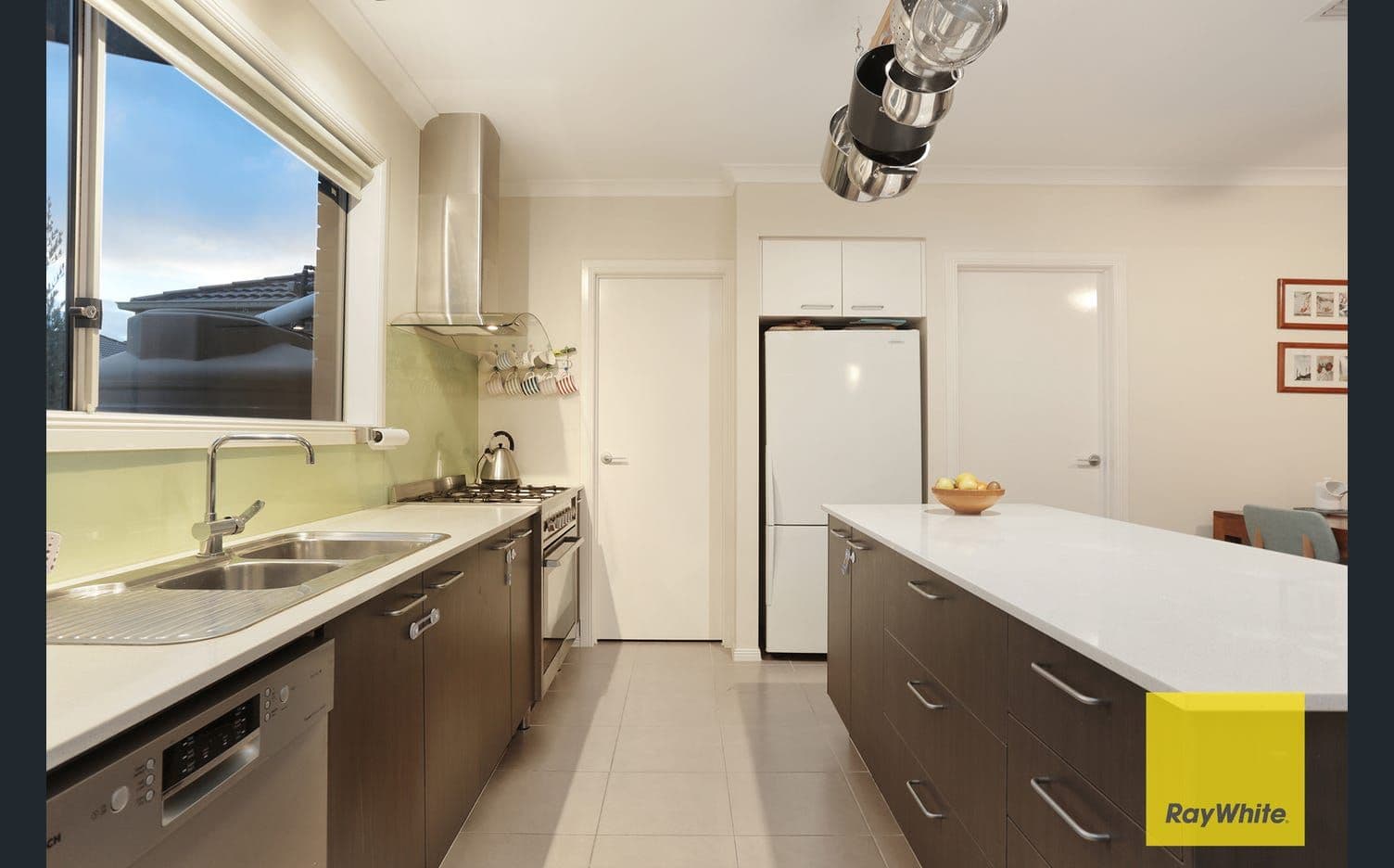 33 Mystic Grove, Point Cook VIC 3030, Point Cook - Thumbnail 3