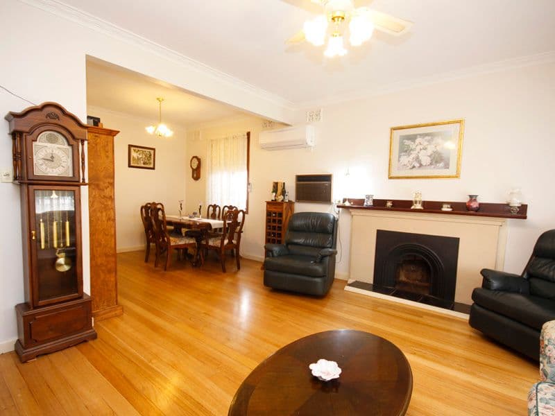 17 Lloyd Street, BELMONT VIC 3216, Belmont - Thumbnail 2