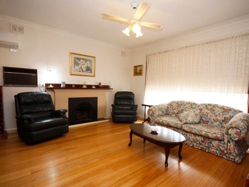 17 Lloyd Street, BELMONT VIC 3216, Belmont - Thumbnail 3