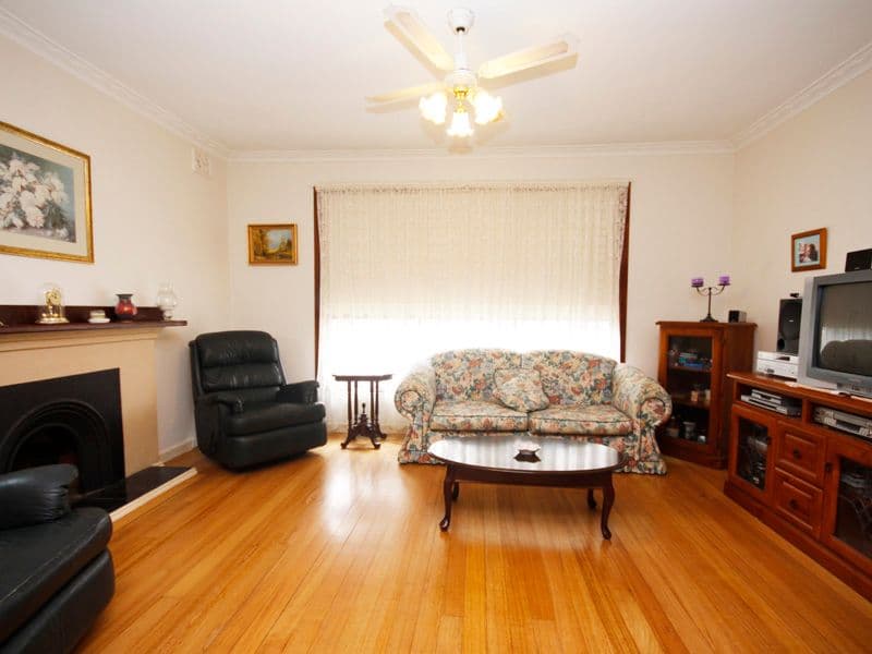 17 Lloyd Street, BELMONT VIC 3216, Belmont - Thumbnail 4