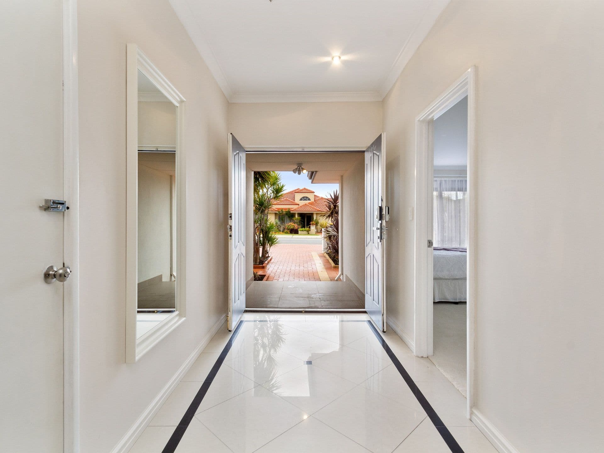 35 Russell Road, Madeley WA 6065, Madeley - Thumbnail 4