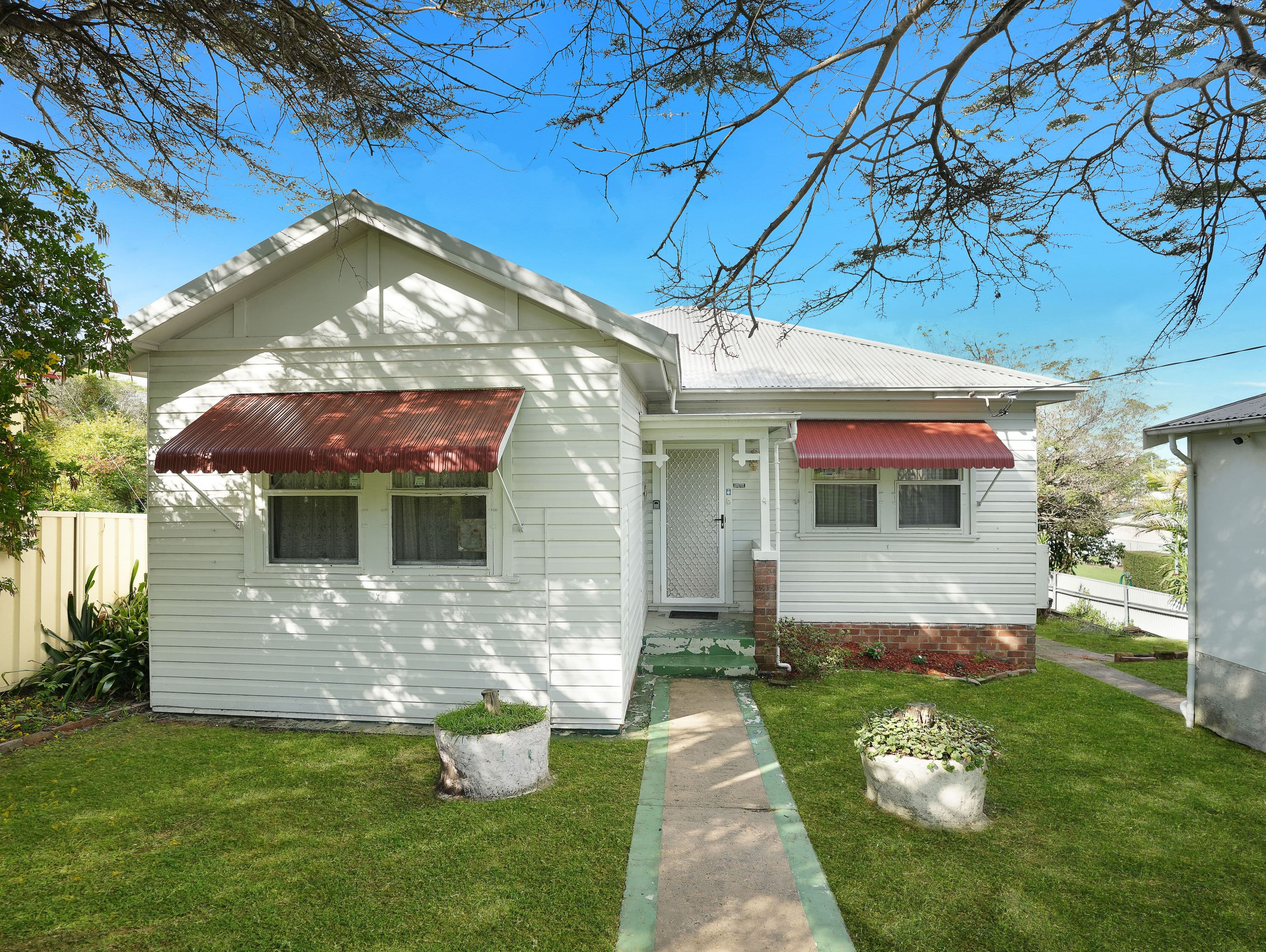 4 Hixson Street, Port Kembla NSW 2505, Port Kembla - Image 1