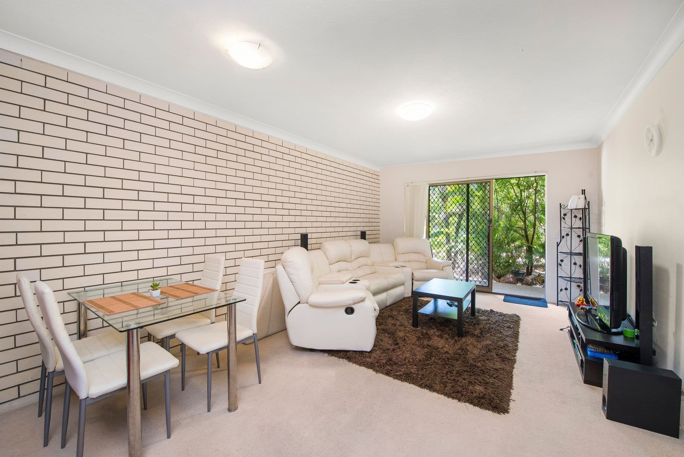 9 Christina Court, Mermaid Waters QLD 4218, Mermaid Waters - Image 1