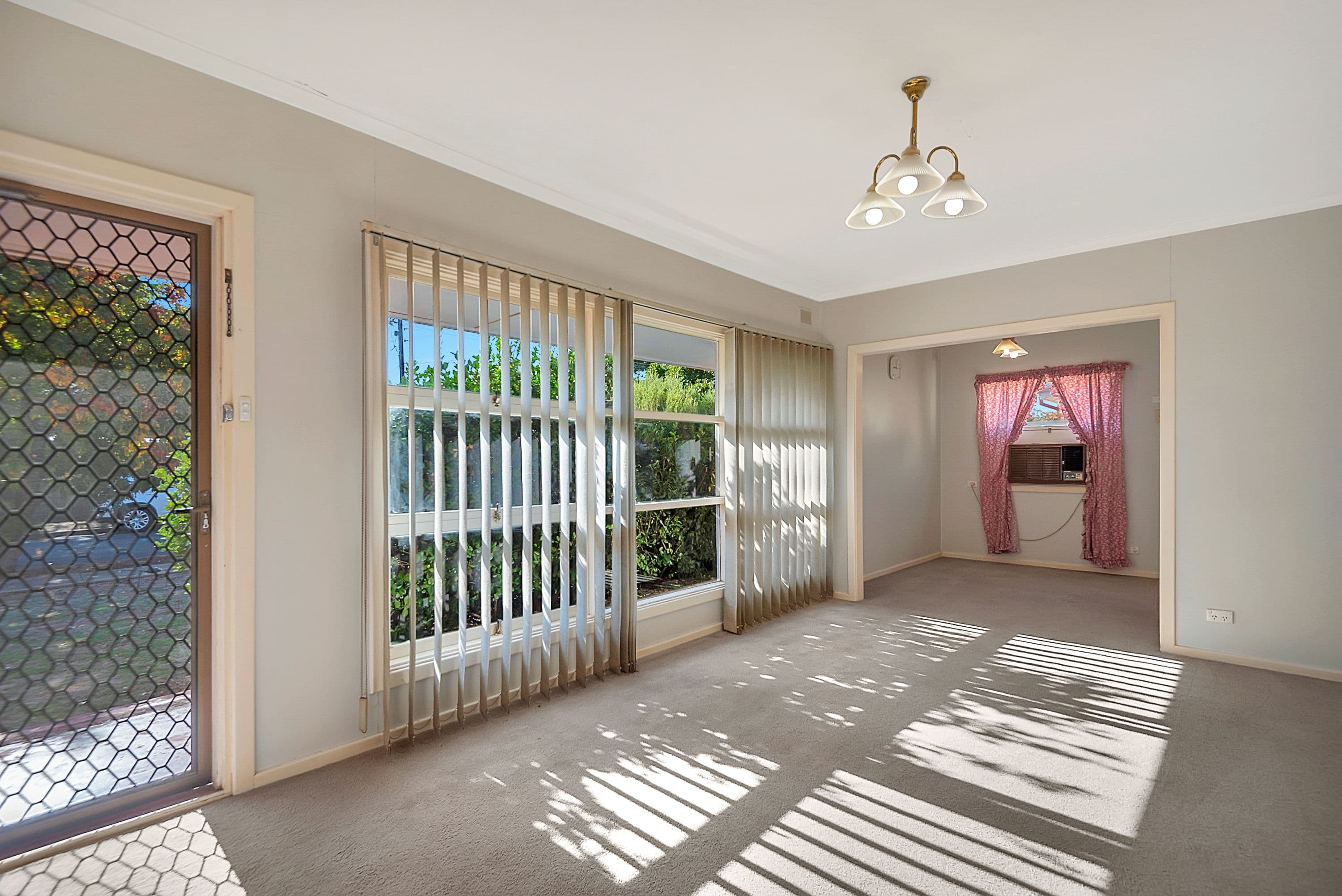 18 Caruso Crescent, Brahma Lodge SA 5109, Brahma Lodge - Thumbnail 2
