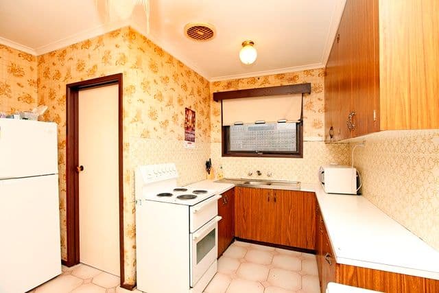 3  Griffiths Street, RESERVOIR VIC 3073, Reservoir - Thumbnail 3