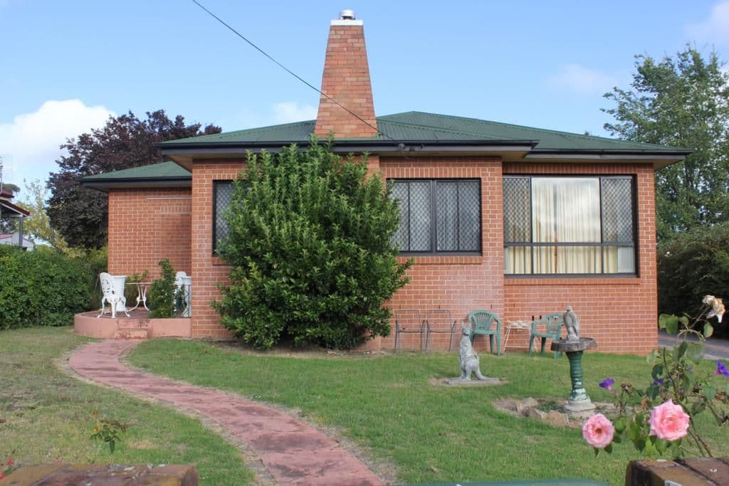 132 Rouse Street, Tenterfield - Image 1