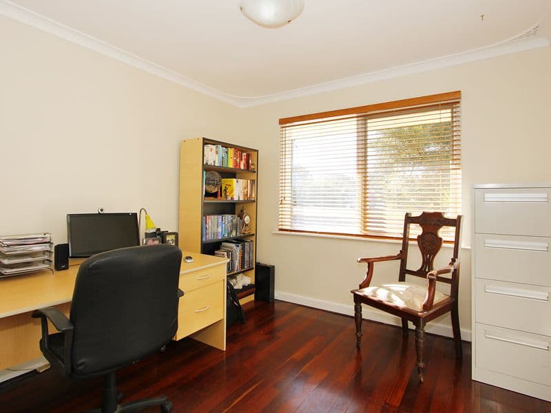 220 Erindale Road, HAMERSLEY WA 6022, Hamersley - Thumbnail 7