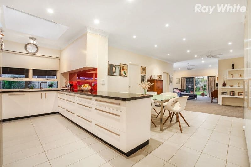 7 Holding Street, Beaumaris VIC 3193, Beaumaris - Thumbnail 2