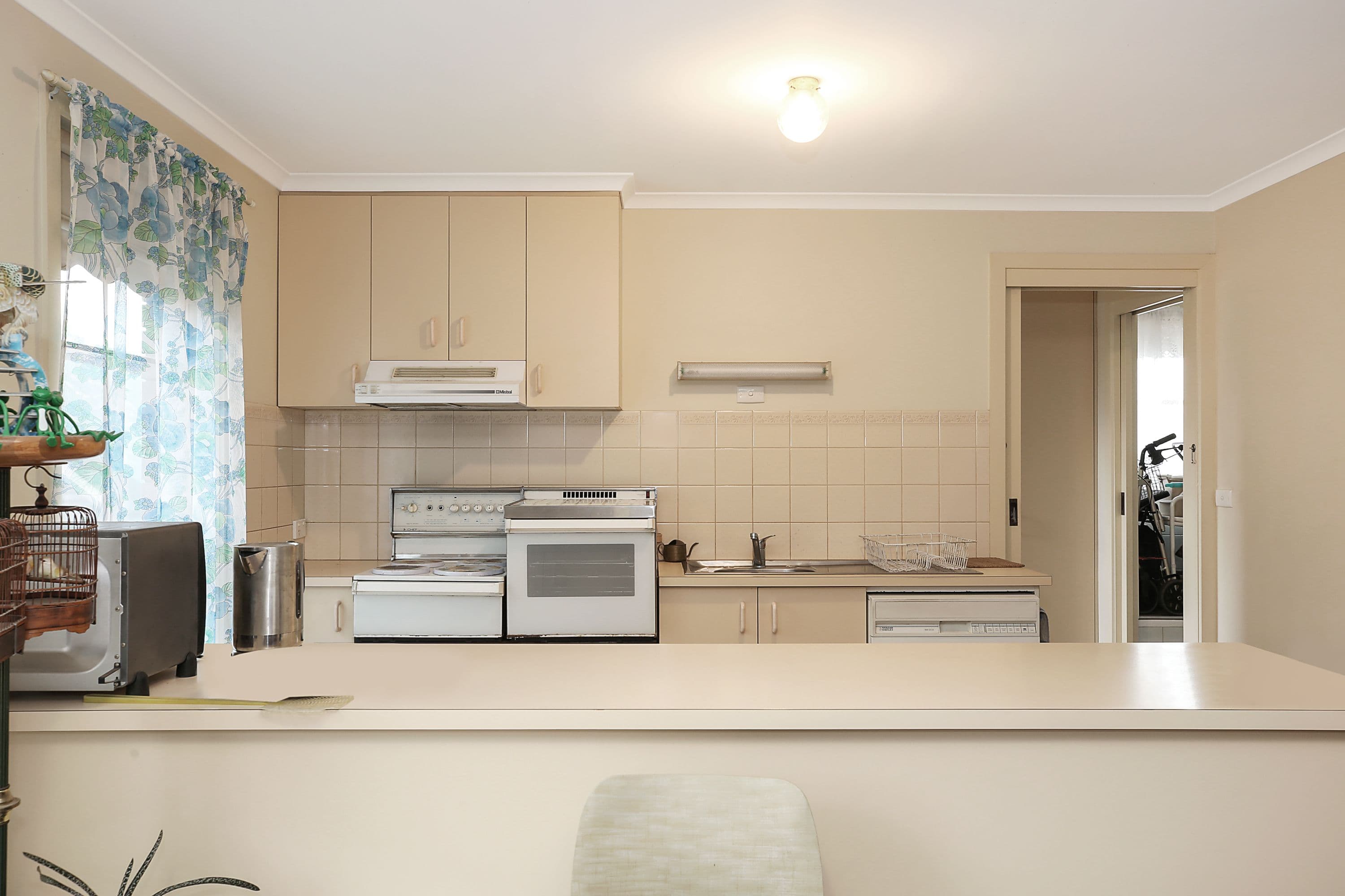 61 Pollack Street, Colac VIC 3250, Colac - Thumbnail 3