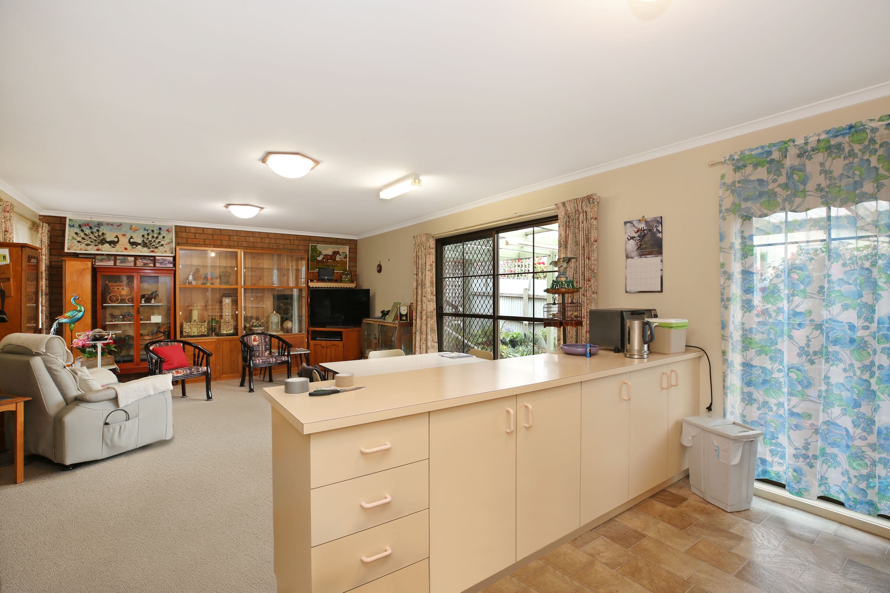 61 Pollack Street, Colac VIC 3250, Colac - Thumbnail 4
