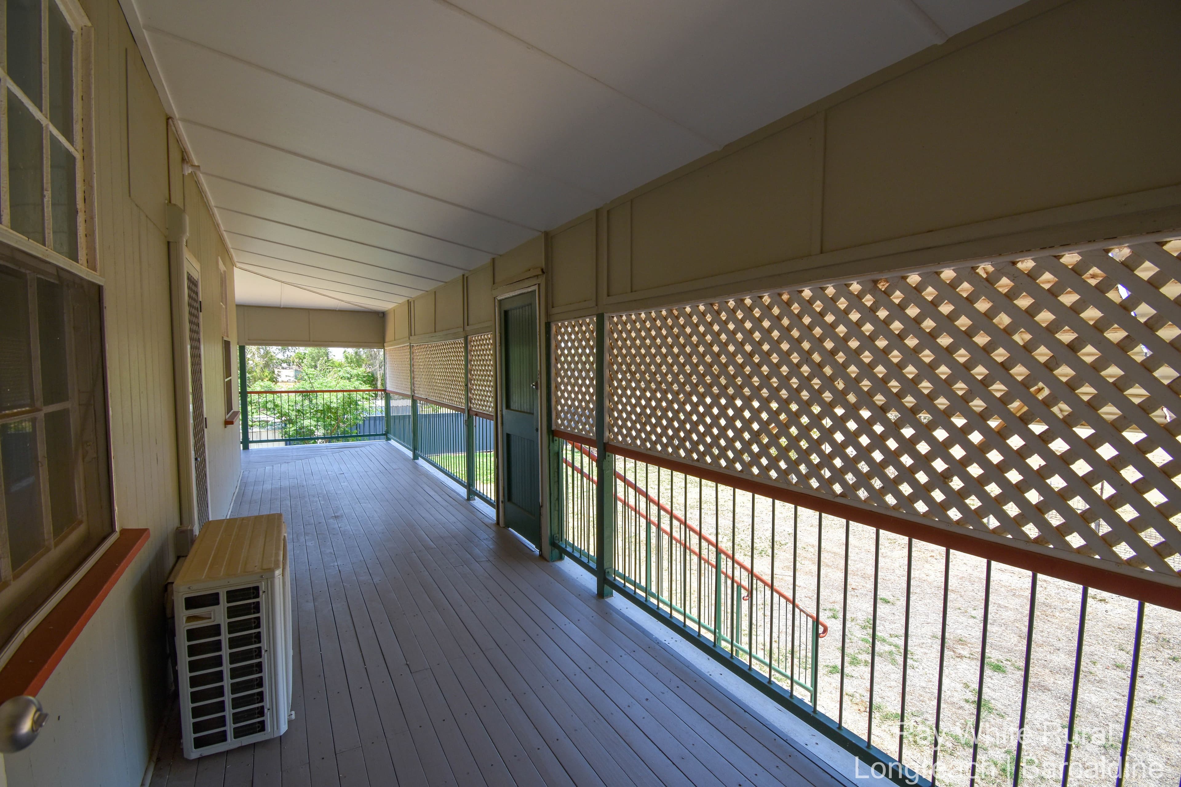 7 Cypress Street, Barcaldine QLD 4725, Barcaldine - Thumbnail 2