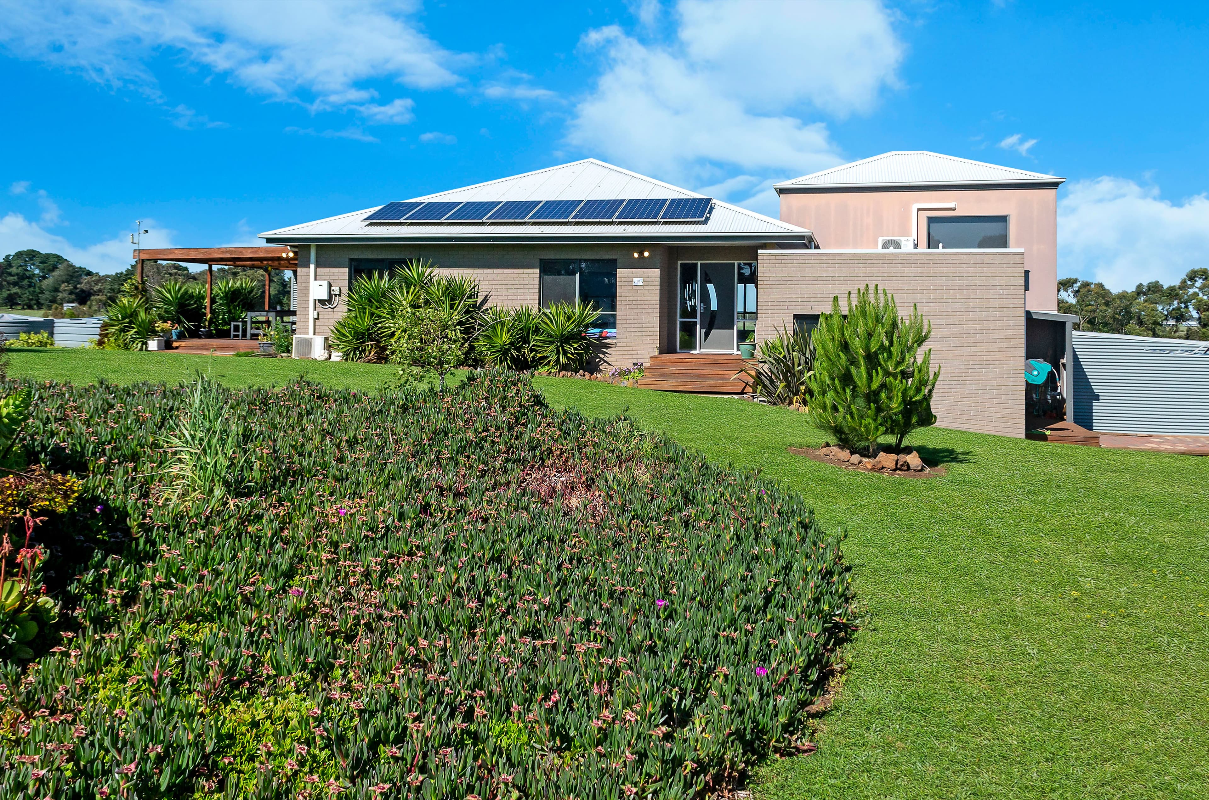 18 Waggs Lane, Mortlake VIC 3272, Mortlake - Thumbnail 2