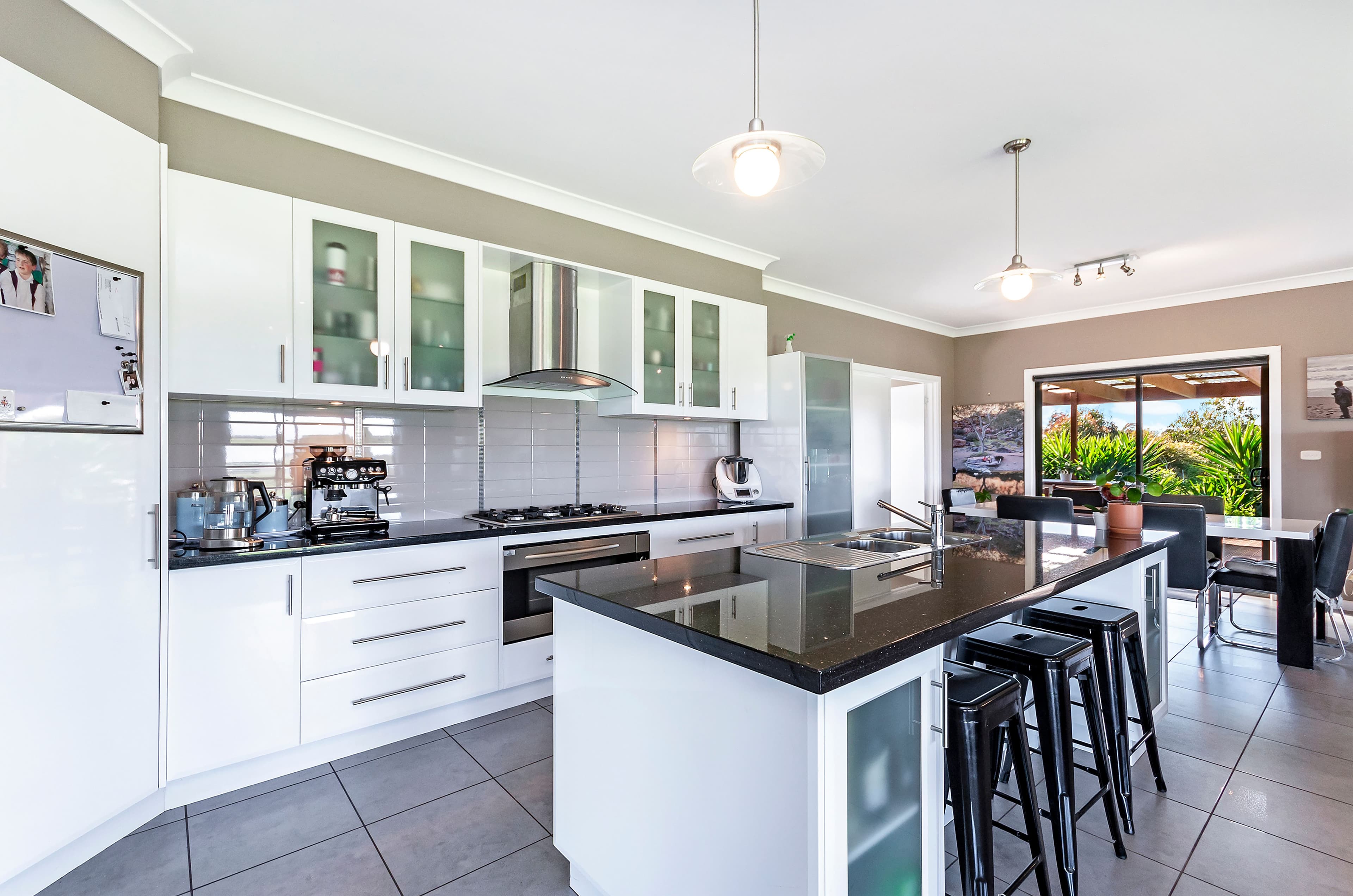 18 Waggs Lane, Mortlake VIC 3272, Mortlake - Thumbnail 5