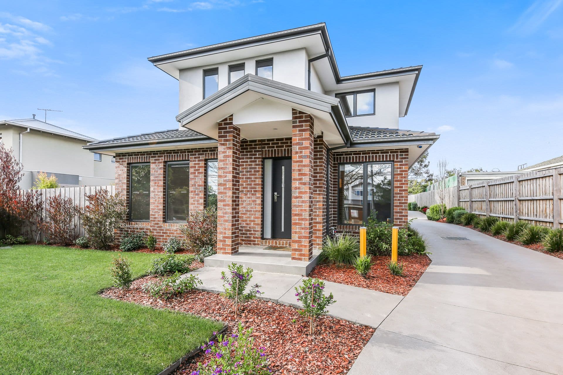 12 Eliburn Drive, Cranbourne East - Image 1
