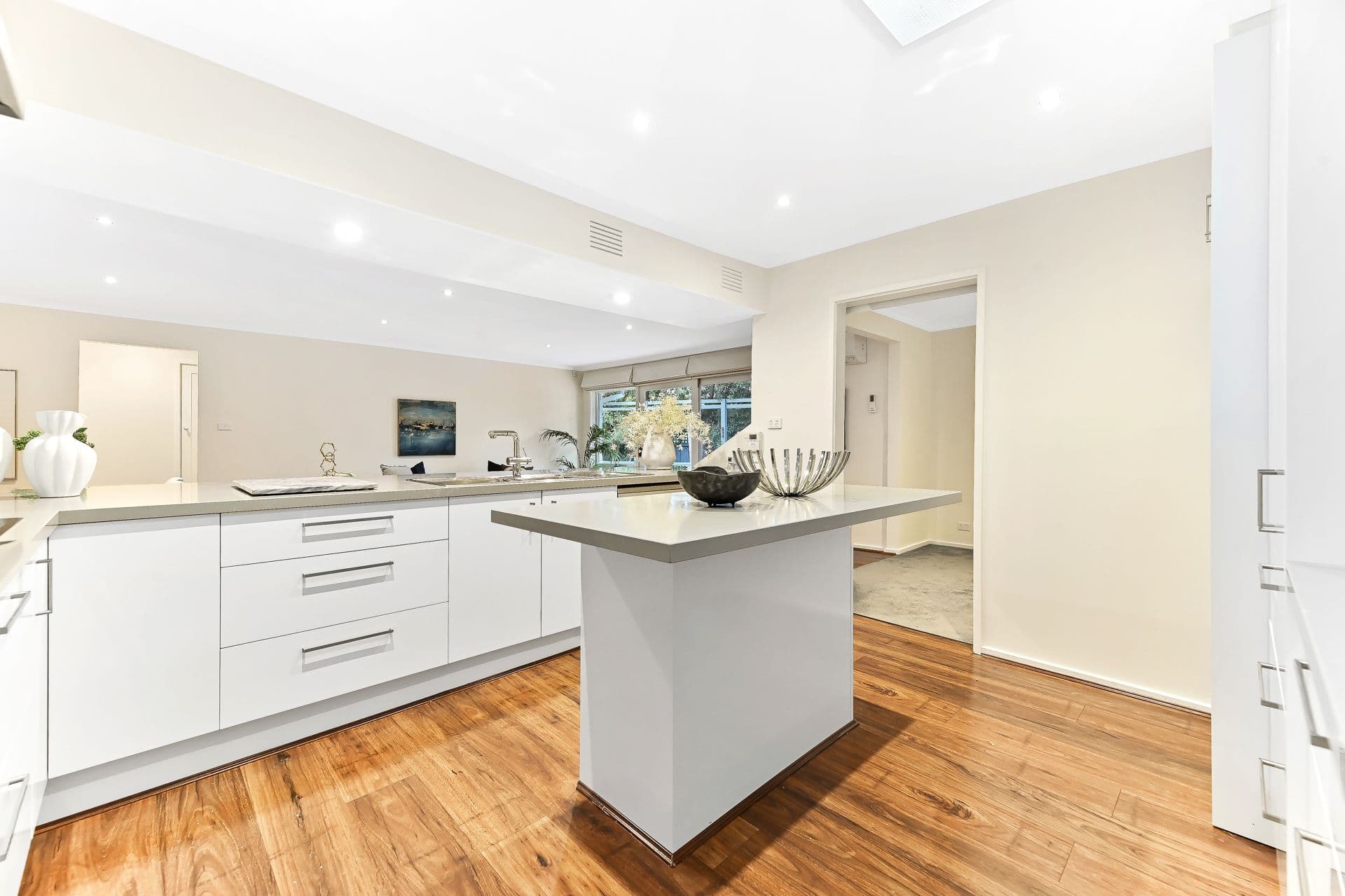 65 Madigan Drive, Glen Waverley VIC 3150, Glen Waverley - Thumbnail 8