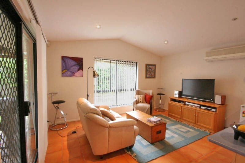 19 Blaxland Place, DREWVALE QLD 4116, Drewvale - Thumbnail 2