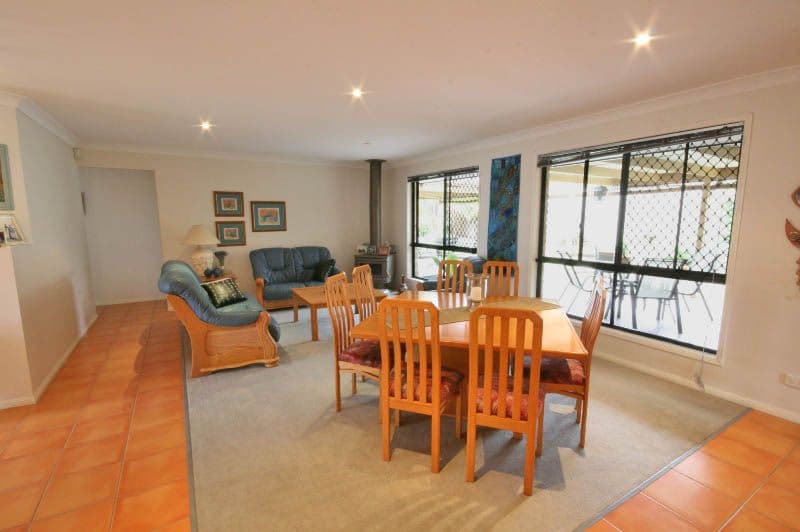 19 Blaxland Place, DREWVALE QLD 4116, Drewvale - Thumbnail 3