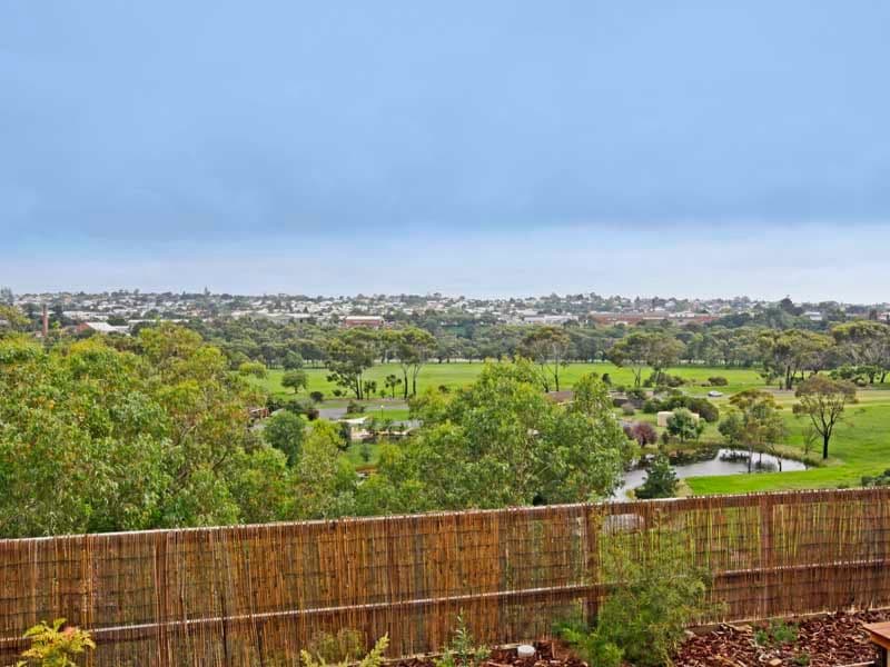 10 Kyle Avenue, BELMONT VIC 3216, Belmont - Thumbnail 2
