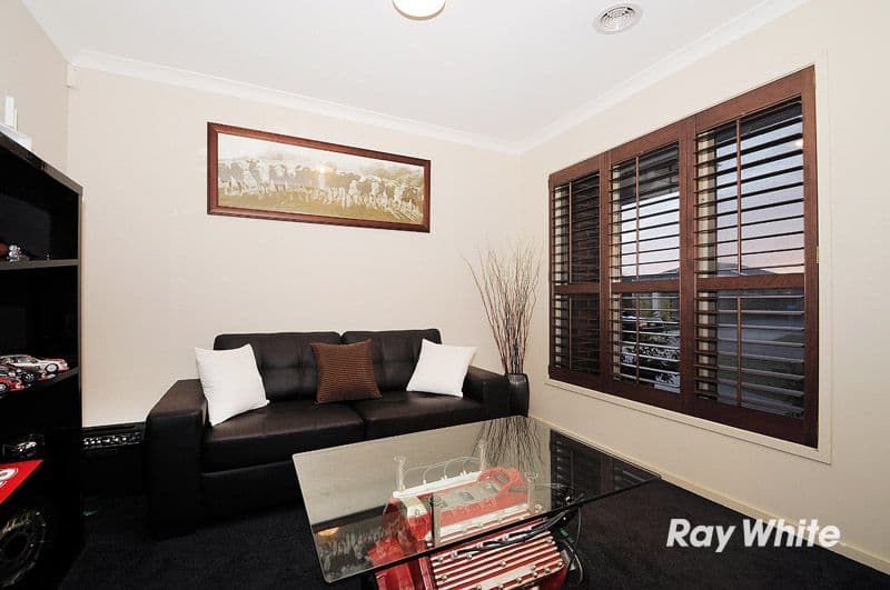 19 Viewline Way, LYNDHURST VIC 3975, Lyndhurst - Thumbnail 2