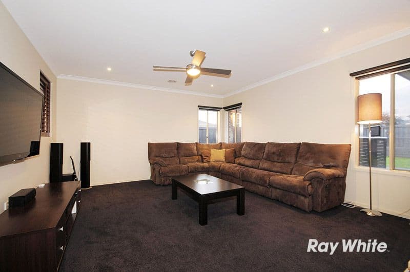 19 Viewline Way, LYNDHURST VIC 3975, Lyndhurst - Thumbnail 4