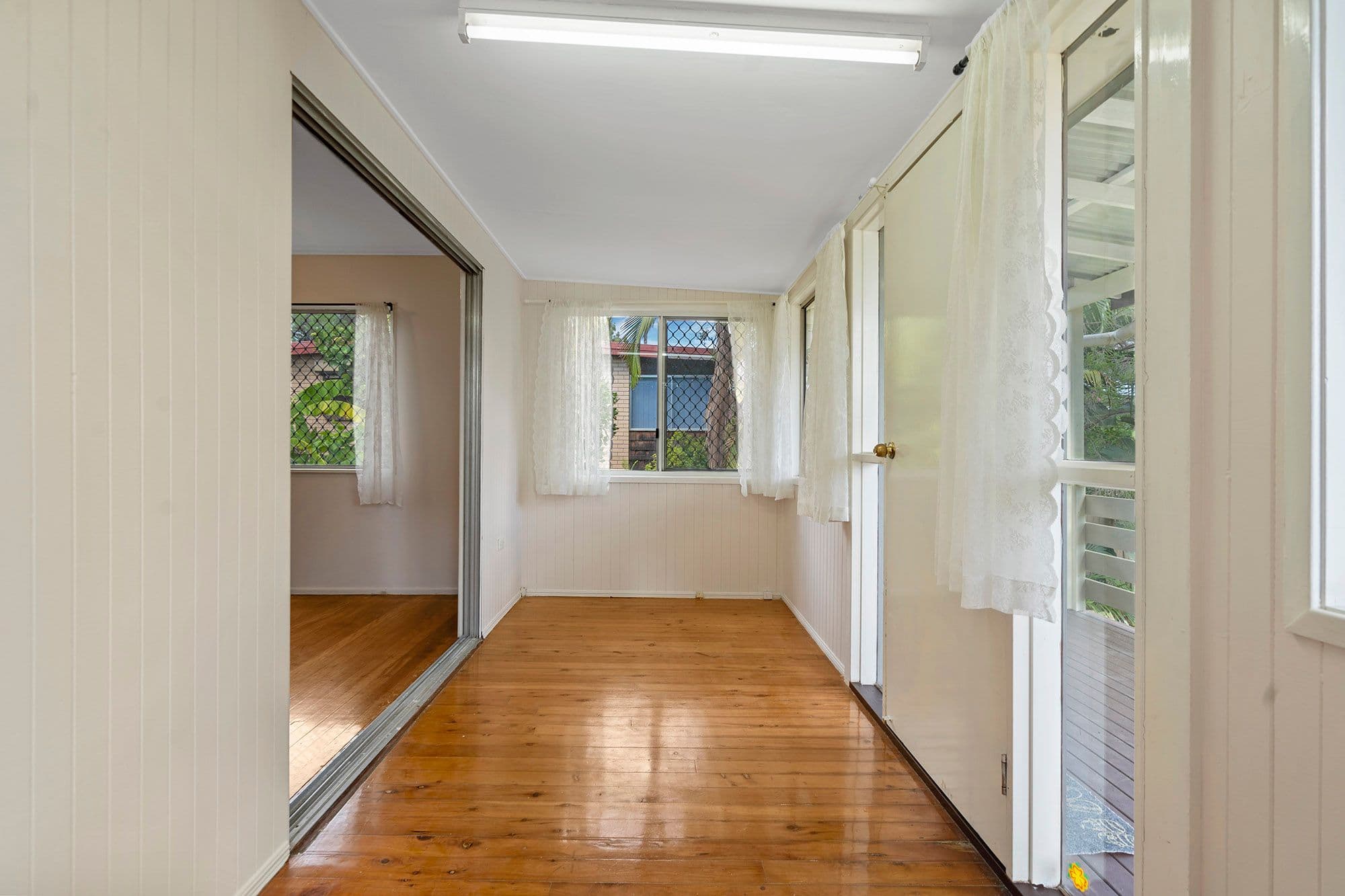 40 Mary Street, Kingston QLD 4114, Kingston - Thumbnail 5