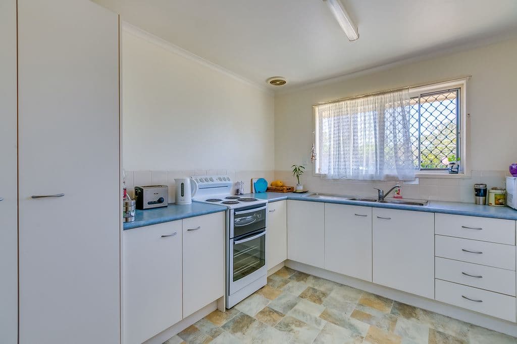 47 Bailey Road, Birkdale QLD 4159, Birkdale - Thumbnail 3