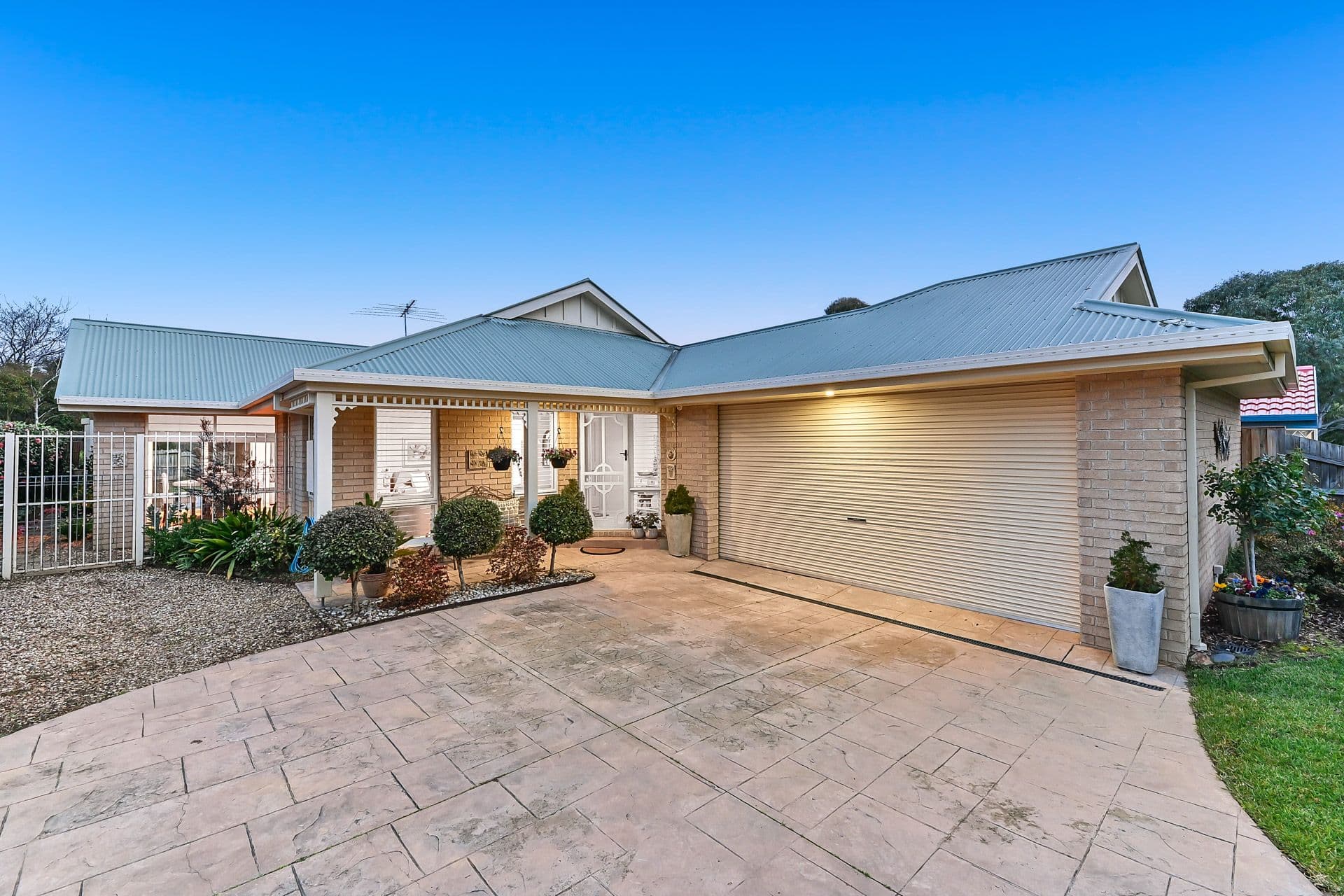 2 Glenside Walk, Berwick VIC 3806, Berwick - Thumbnail 2