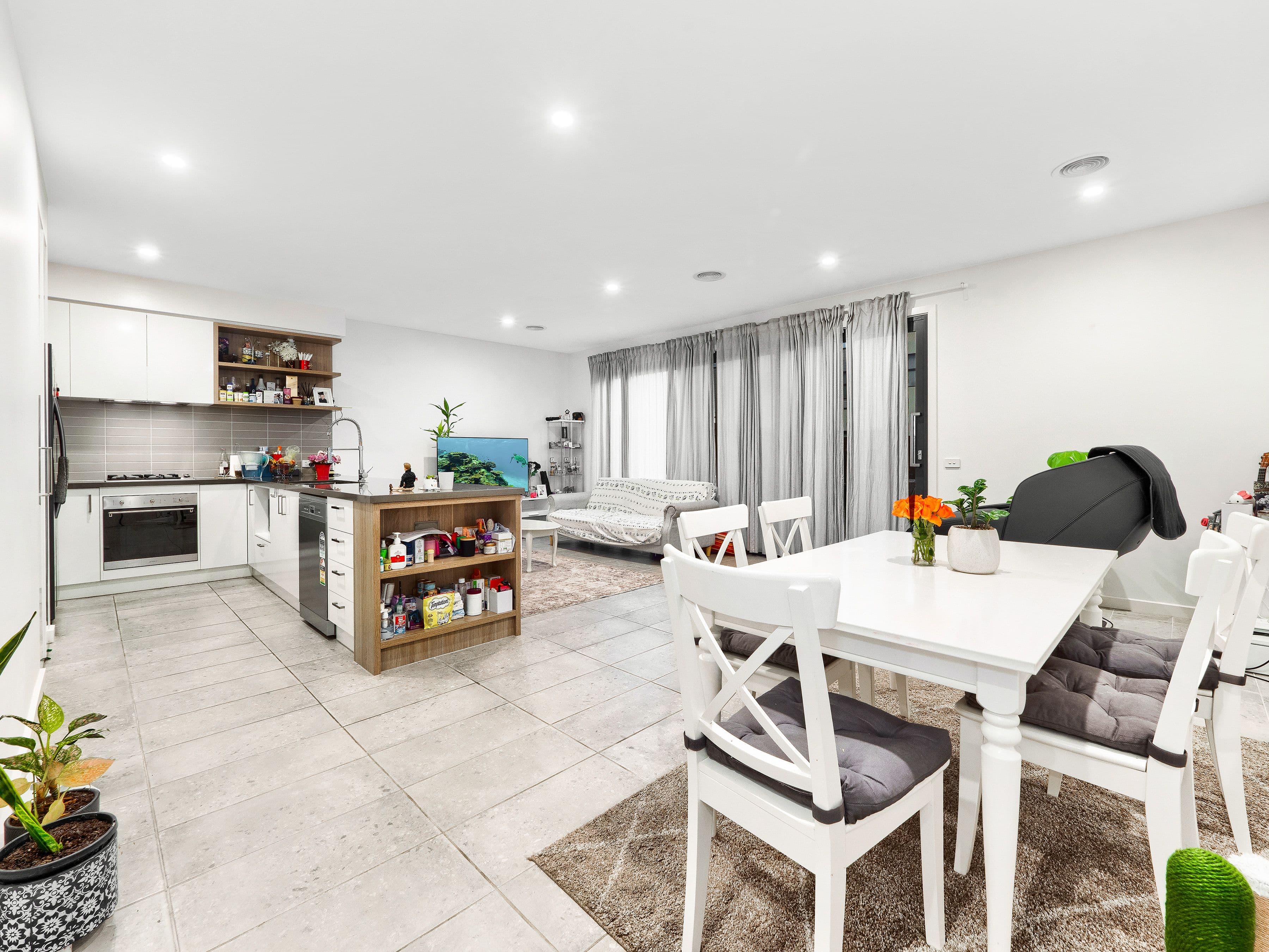 68 Ironwood Avenue, Cranbourne North VIC 3977, Cranbourne North - Thumbnail 2