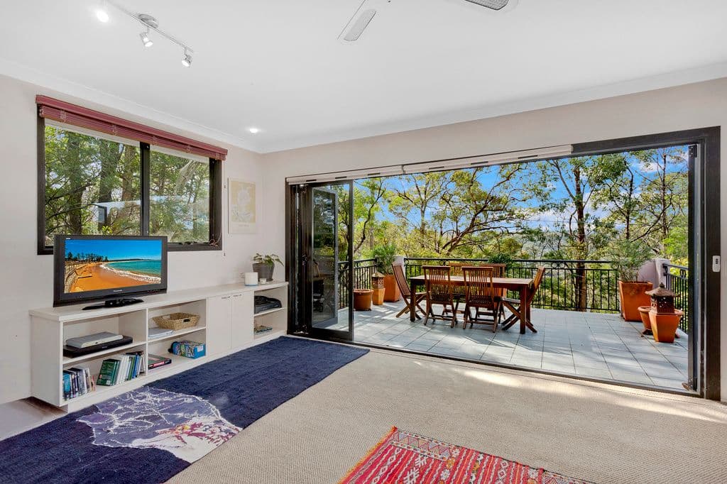 23 Londonderry Drive, Killarney Heights - Thumbnail 4
