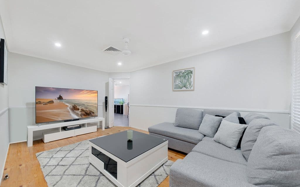 3 Maxwell Street, Macquarie Fields NSW 2564, Macquarie Fields - Thumbnail 2