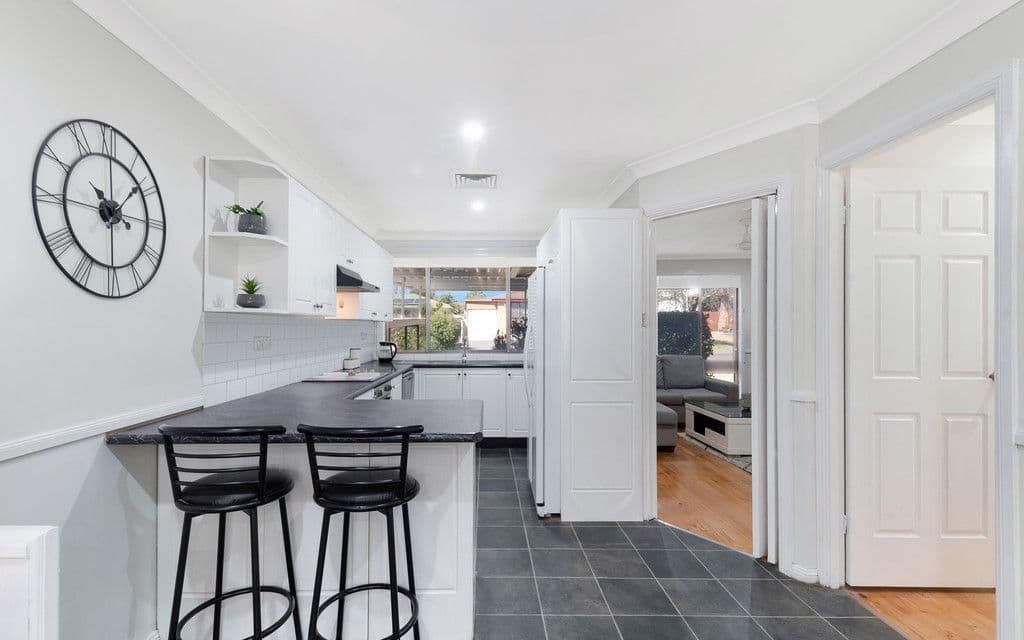 3 Maxwell Street, Macquarie Fields NSW 2564, Macquarie Fields - Thumbnail 3