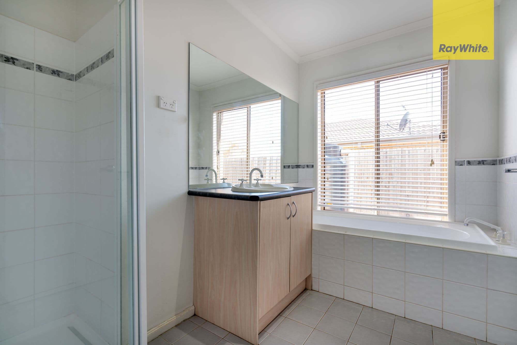 9 Tawrrific Street, Kurunjang VIC 3337, Kurunjang - Thumbnail 8
