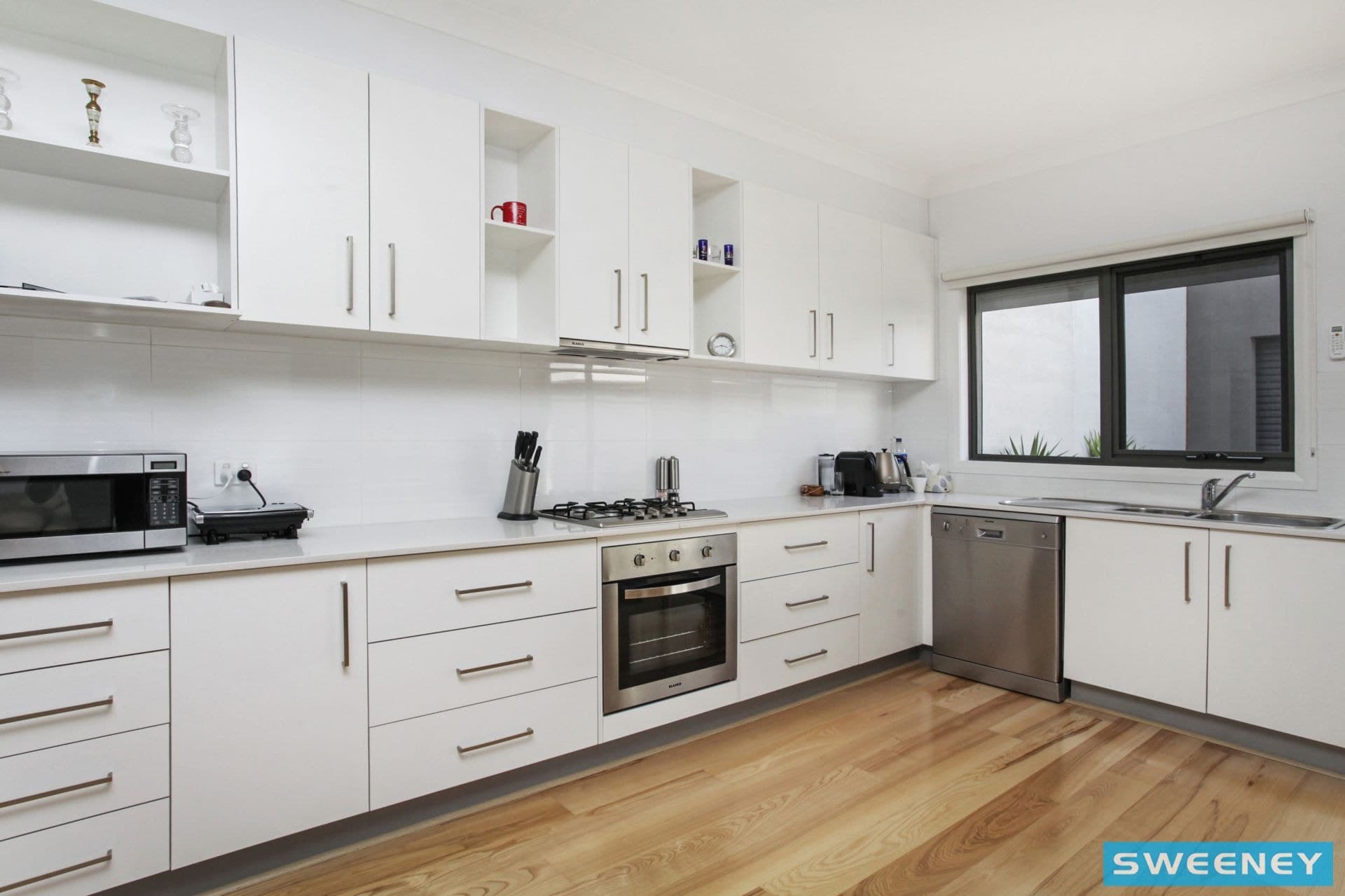 77 The Esplanade, Caroline Springs - Thumbnail 3