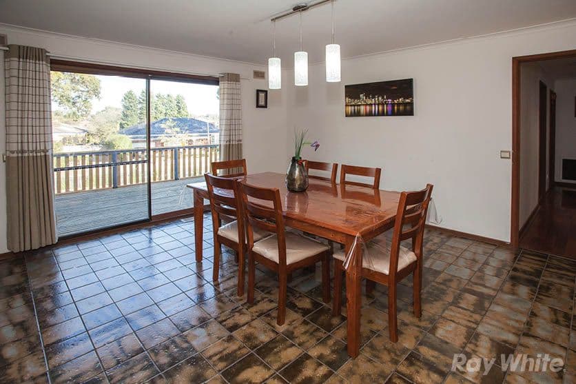 8 Bridgewater Way, Rowville VIC 3178, Rowville - Thumbnail 4