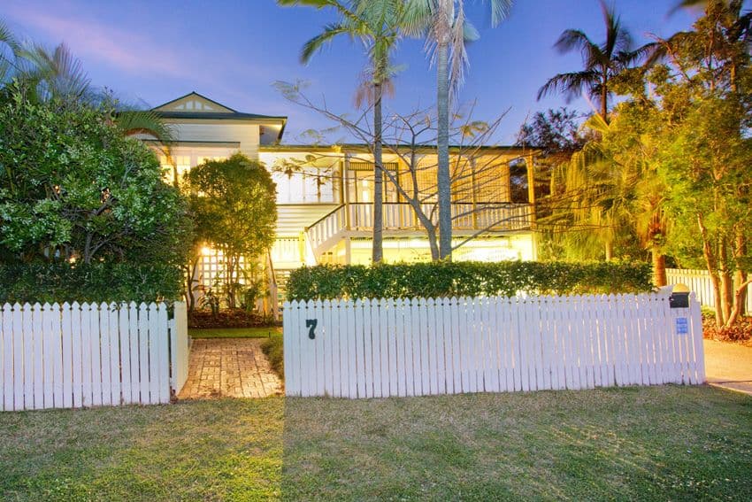 7 Neulans Road, Indooroopilly QLD 4068, Indooroopilly - Thumbnail 2