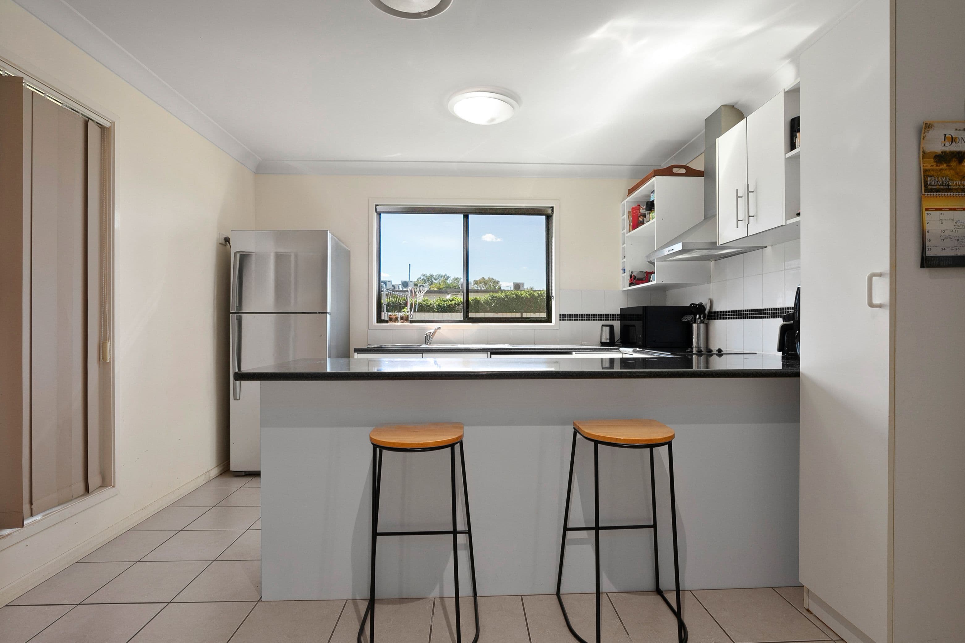8 Guy Street, Emerald QLD 4720, Emerald - Thumbnail 3