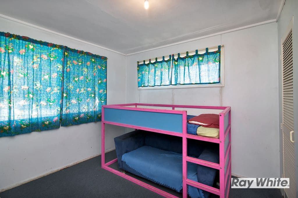 18 Muriel Avenue, Ellen Grove QLD 4078, Ellen Grove - Thumbnail 3