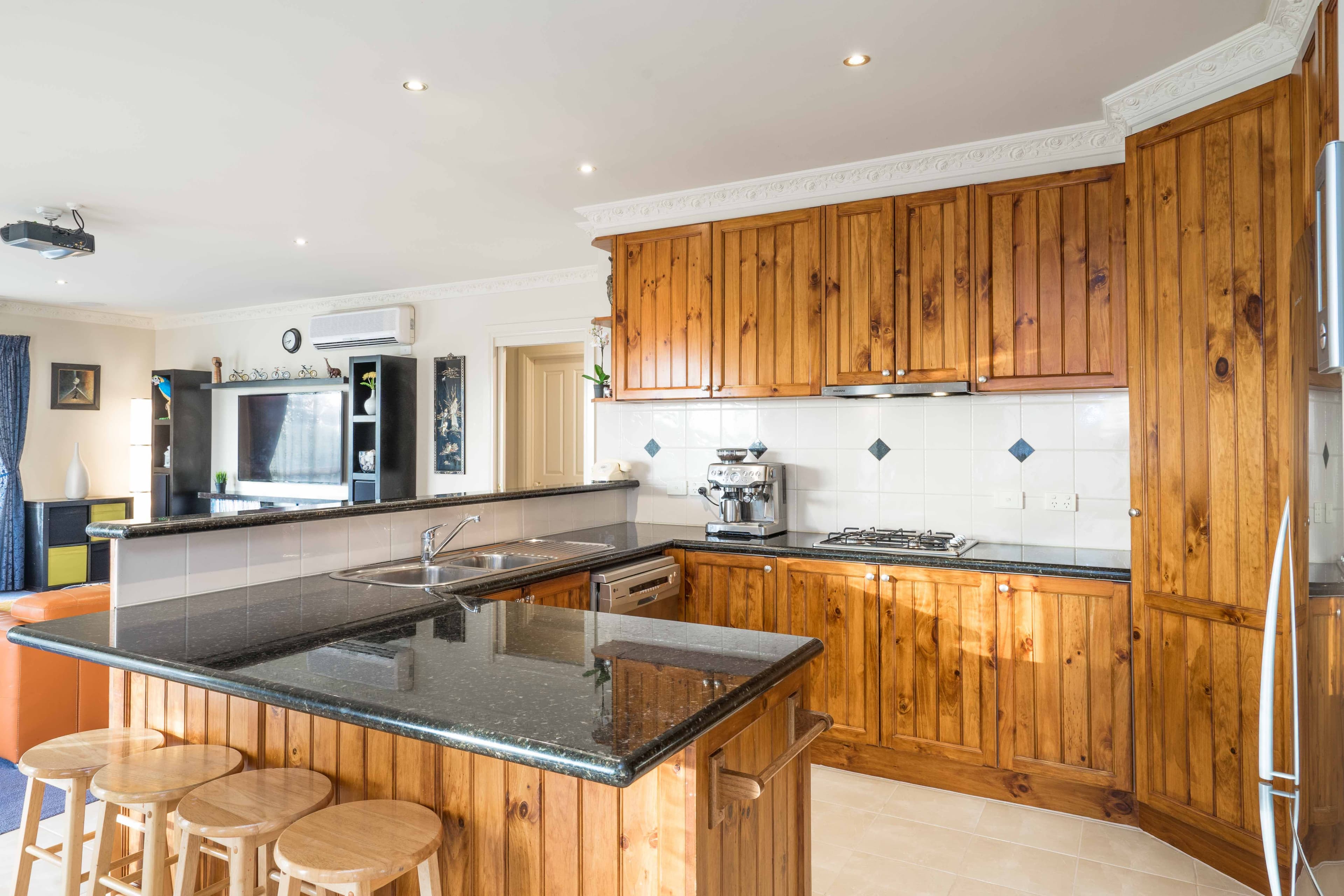 7 Carmela Way, Carrum Downs VIC 3201, Carrum Downs - Thumbnail 3