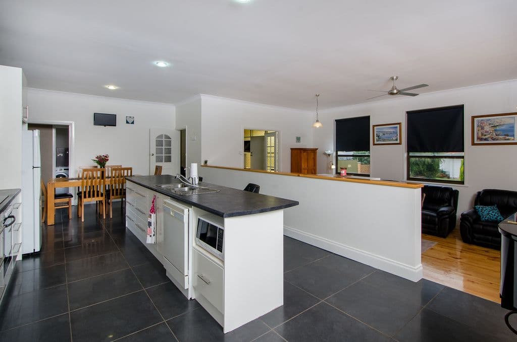 2 Lasiandra Crescent, MOUNT GAMBIER SA 5290, Mount Gambier - Thumbnail 3