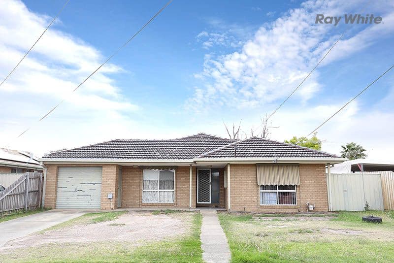 15 BARTLETT Crescent, Hoppers Crossing VIC 3029, Hoppers Crossing - Image 1
