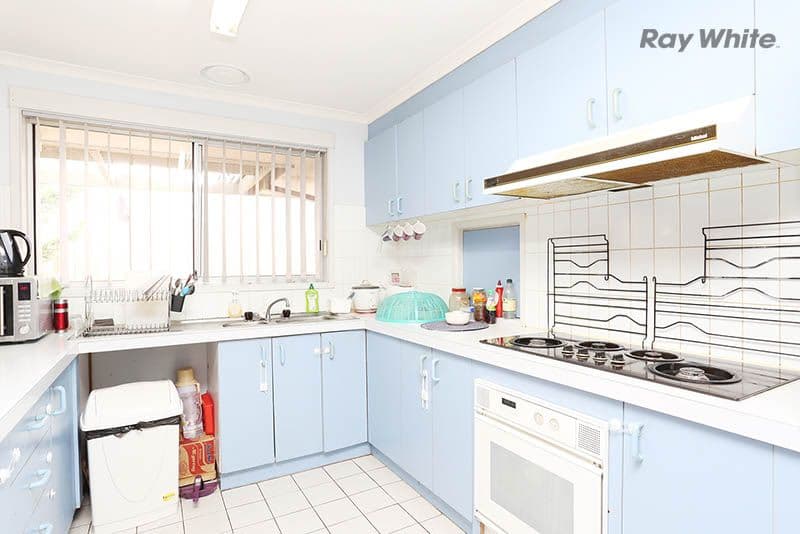 15 BARTLETT Crescent, Hoppers Crossing VIC 3029, Hoppers Crossing - Thumbnail 2